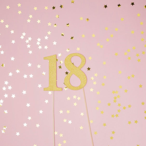 Dekoracje urodzinowe z balonami na 18 urodziny