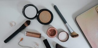 3 kosmetyki do makijażu, które powinnaś mieć w swojej kosmetyczce