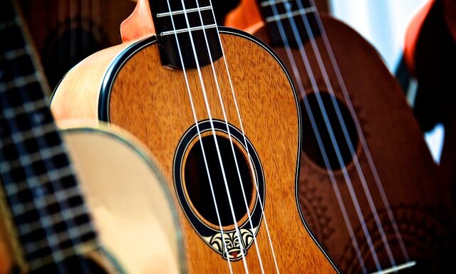 Co lepsze dla dziecka ukulele czy gitara?